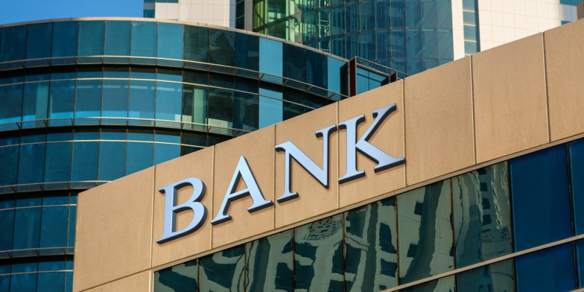 Всего за месяц бизнес принёс в казахстанские банки почти триллион тенге