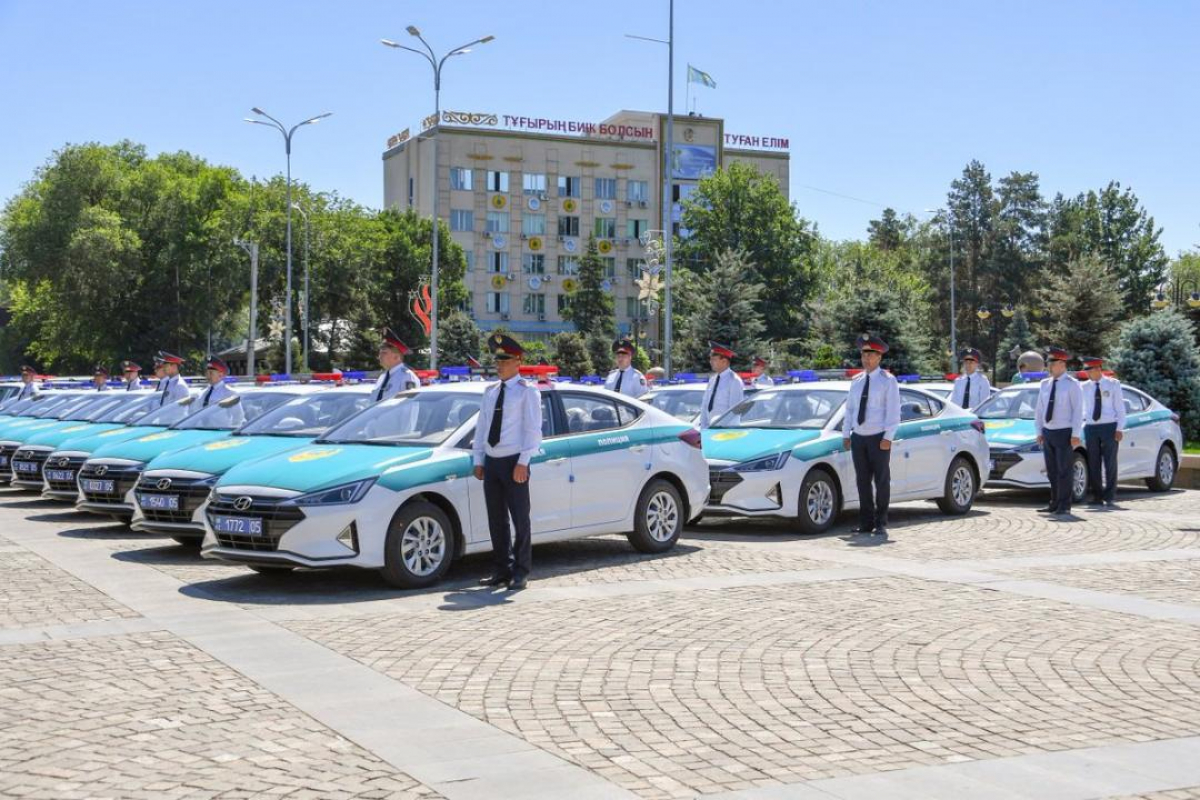 Полицейские машины Алматы
