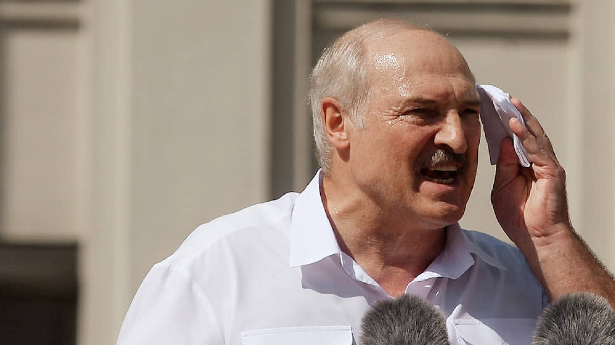 Лукашенко ответил на слухи о передачи власти собственному сыну