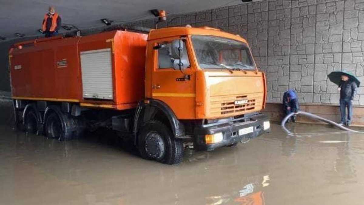 Топит камаз домой