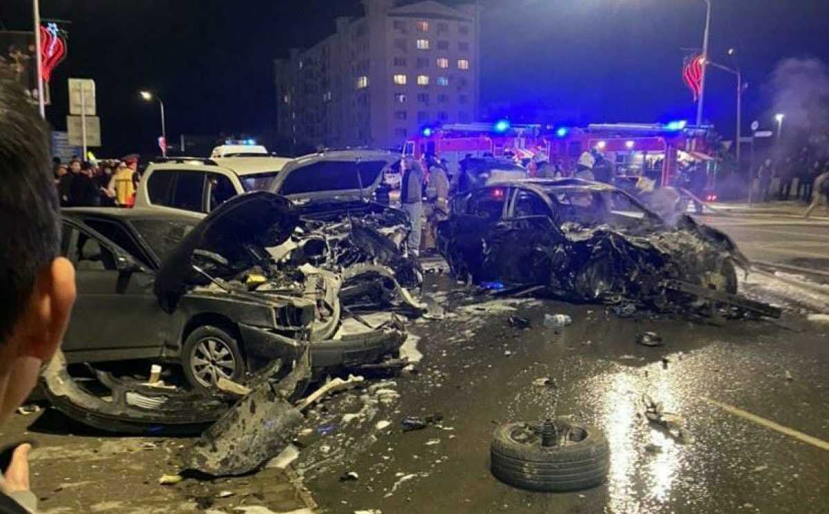 Три авто ужур