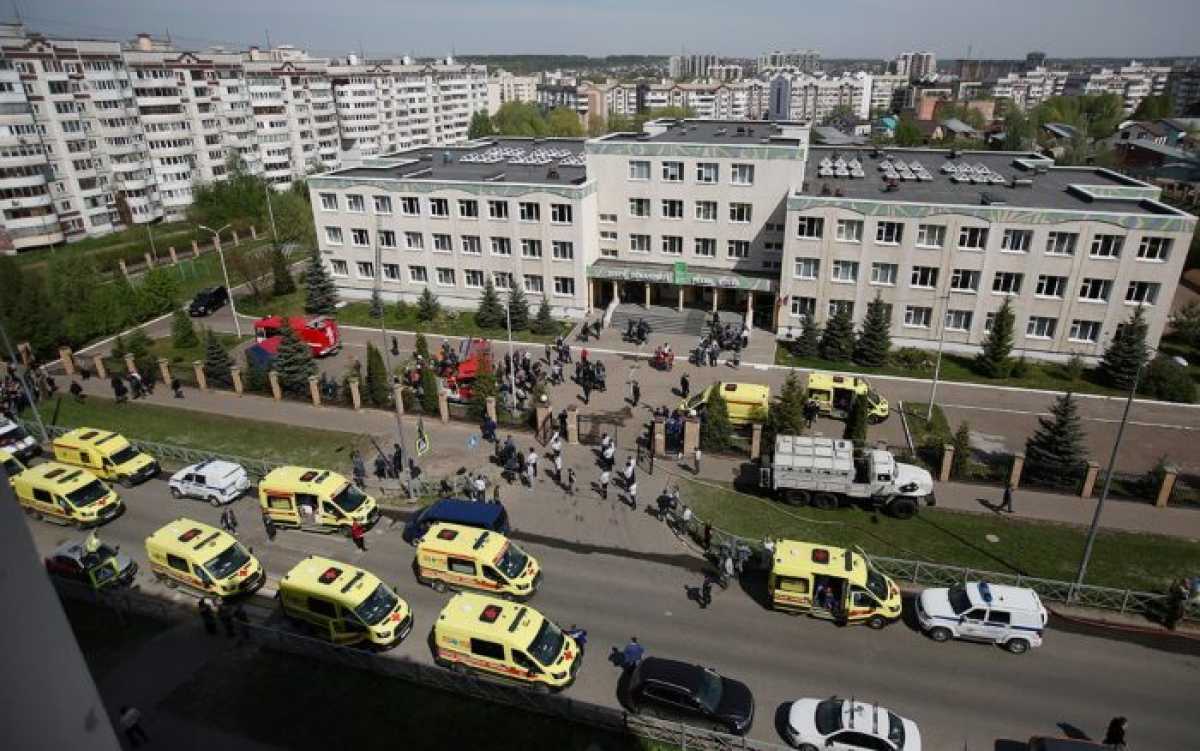 Гимназия 175 казань стрельба. Гимназия 175 казань стрельба. Произошедшая в школе в казани. Казань гимназия 2021. Произошедшая в школе в казани.