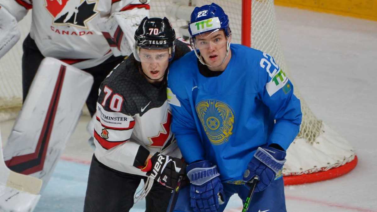 Сборная Казахстана по хоккею покинула зону плей-офф ЧМ-2021
