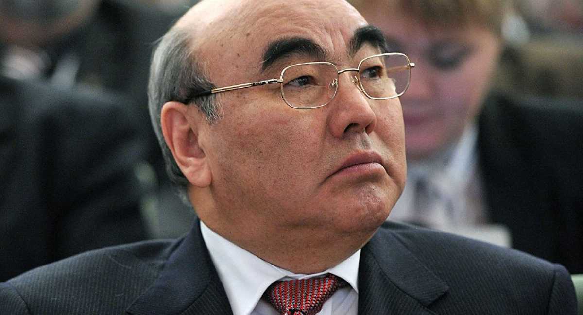 Беглый экс-президент КР Аскар Акаев доставлен в Бишкек