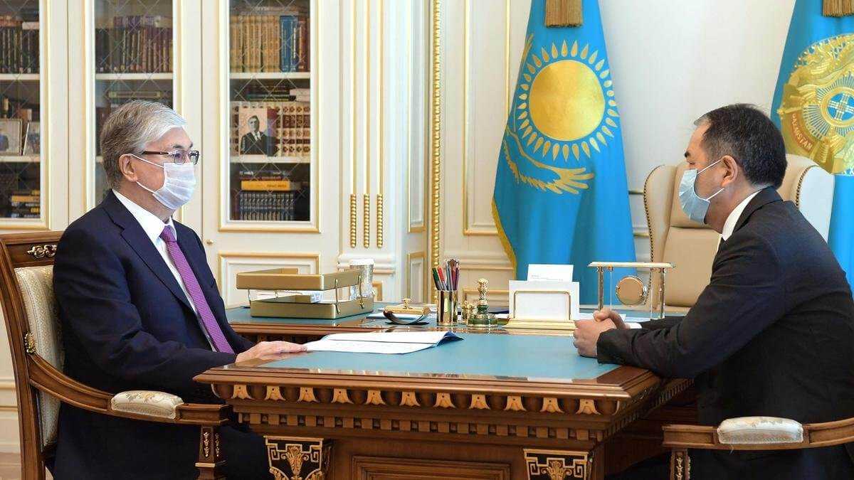 Токаев поручил Сагинтаеву ужесточить контроль за соблюдением карантинных мер в Алматы