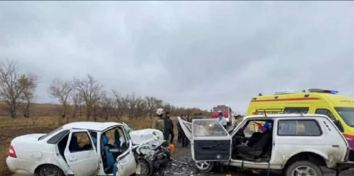 Два парня и 52-летняя женщина погибли в результате жуткого ДТП в Карагандинской области