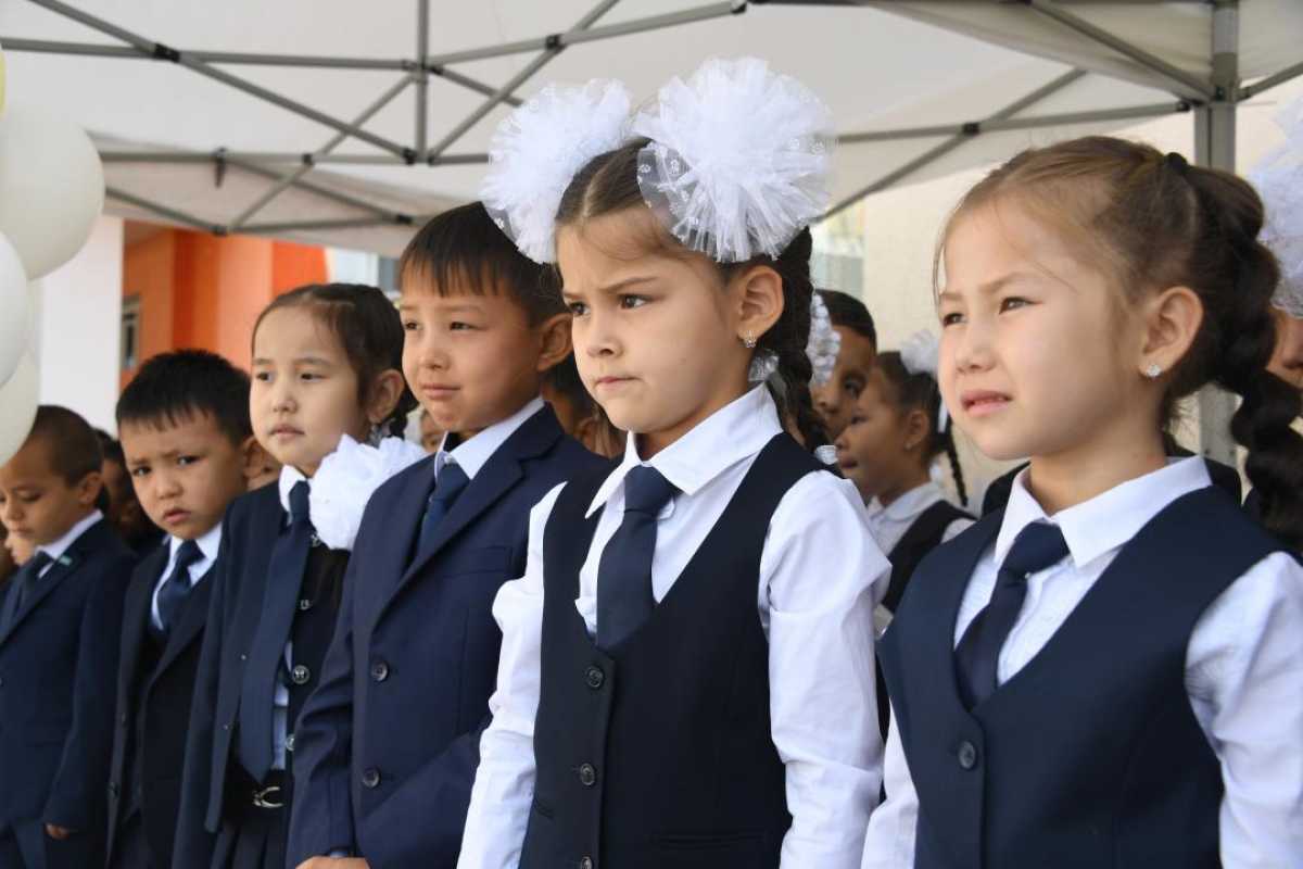Свыше 22 тысяч школьников Алматы получили помощь в рамках акции «Дорога в школу» в 2021 году