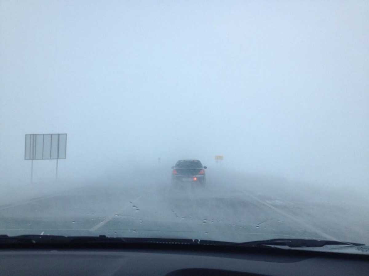 Метель, туман, гололёд и ветер: в 10 регионах Казахстана объявлено штормовое предупреждение