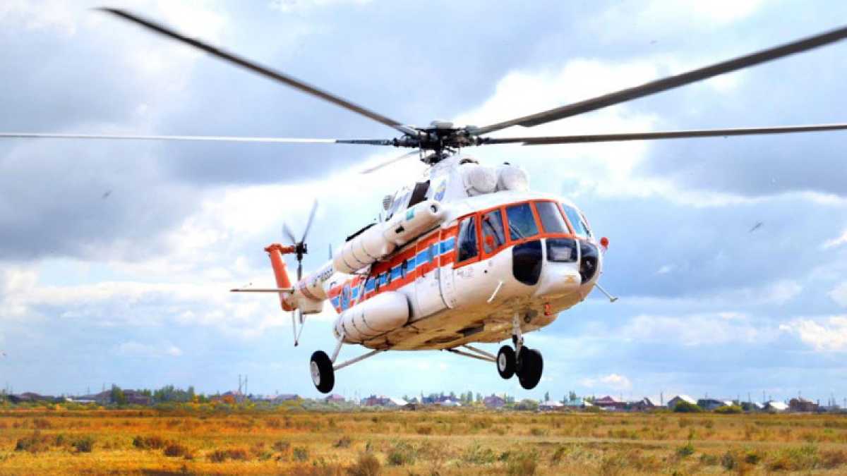 Вертолет «Казавиаспаса» аварийно приземлился в 100 километрах от Нур-Султана