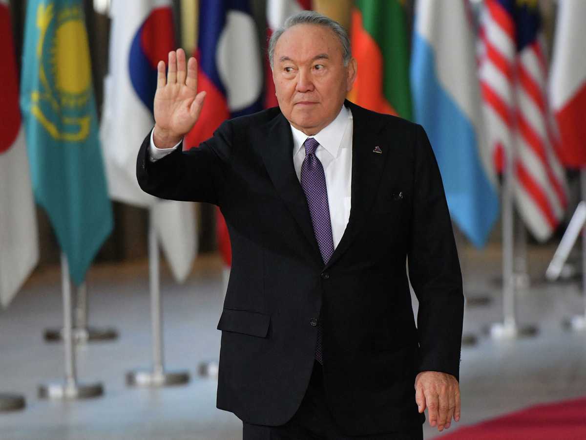 Нурсултан Назарбаев: Я 30 лет, не покладая рук, работал во имя нашей Родины.