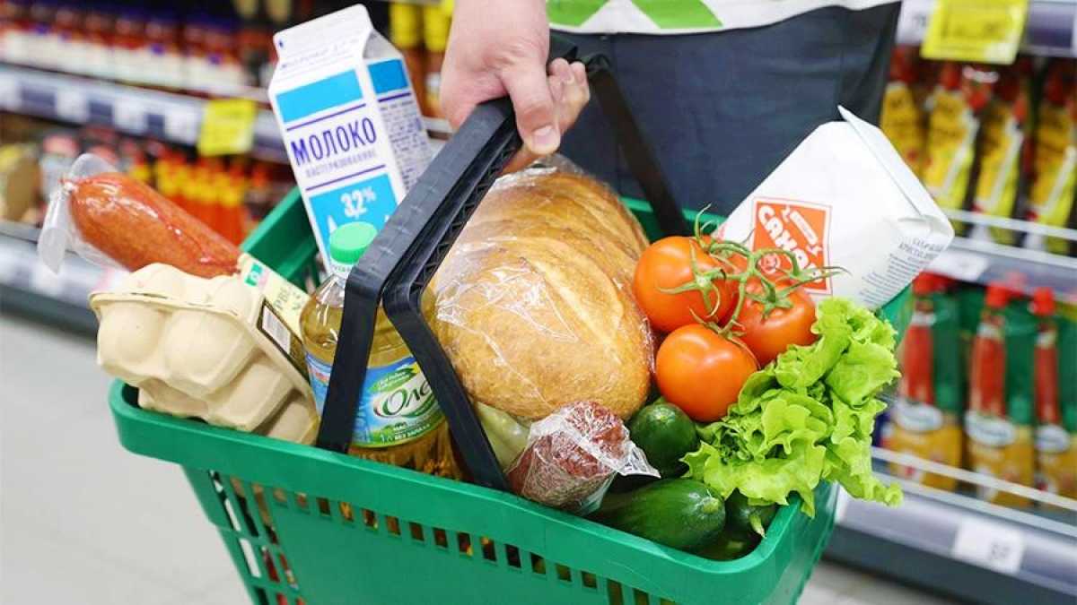 Четыре столичных магазина наказали за превышение цен на продукты