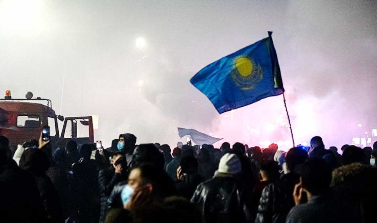 Таймерденов: Мирные протестующие не убивают гражданских на улицах