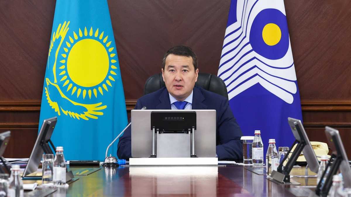 Смаилов призвал страны СНГ совместно бороться с ростом цен на продукты