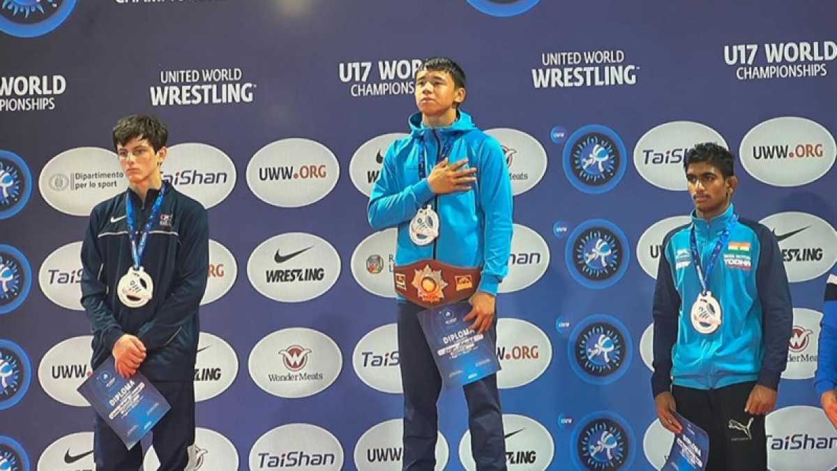Казахстанский борец завоевал золото на чемпионате мира