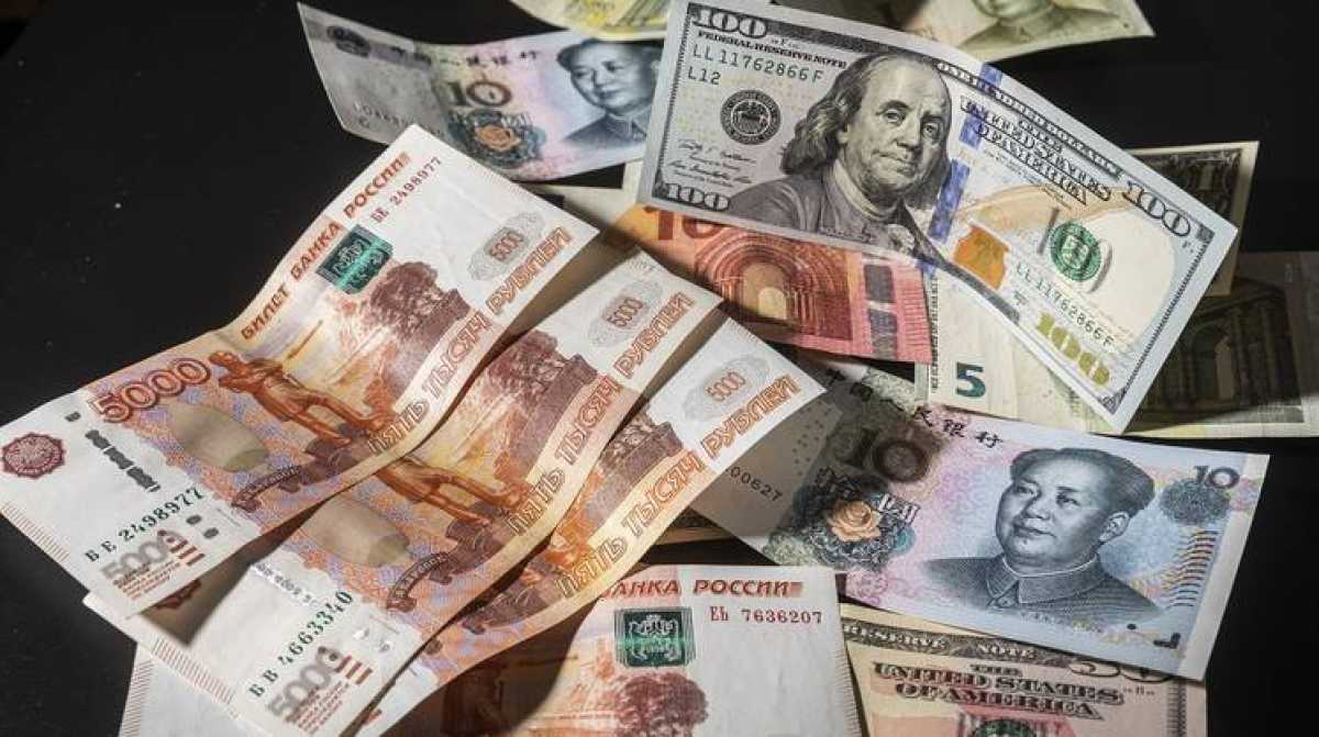 Курсы доллара, рубля и юаня выросли в Казахстане