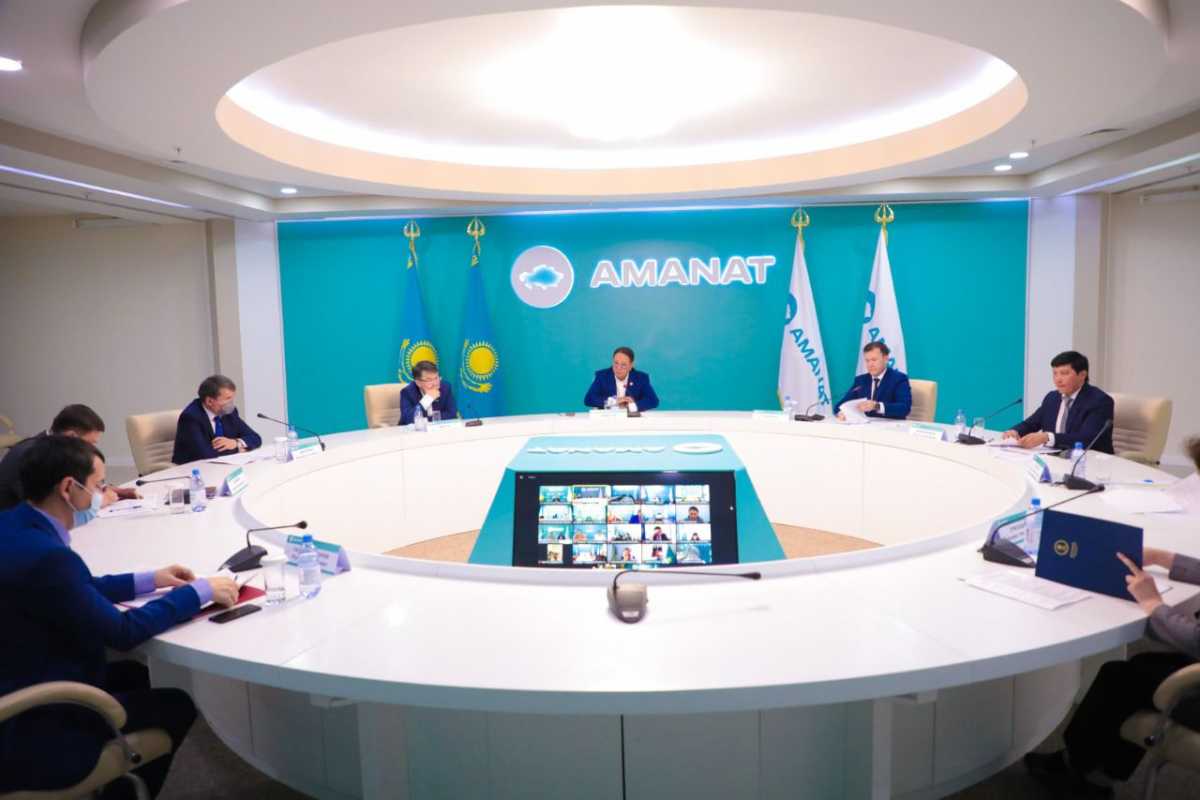 В партии «AMANAT» предлагают ввести продуктовые карточки для социально уязвимых семей