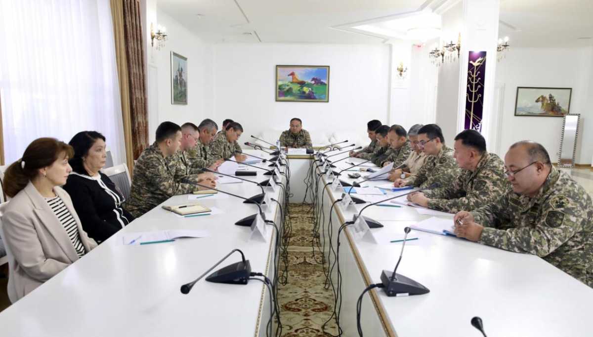 Министерством обороны проведена рабочая встреча с представителями общественности
