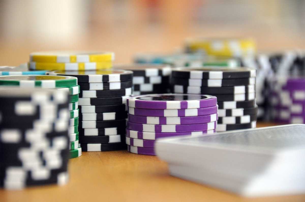 Чиновники проиграли 507 млн тг  в казино: АФМ провело проверку