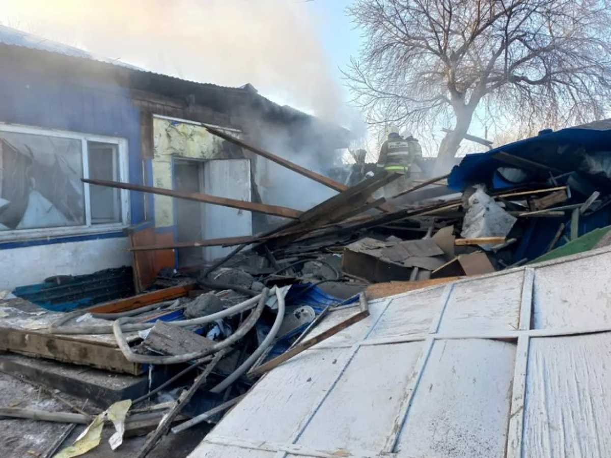 В Павлодарской области дом разнесло взрывом