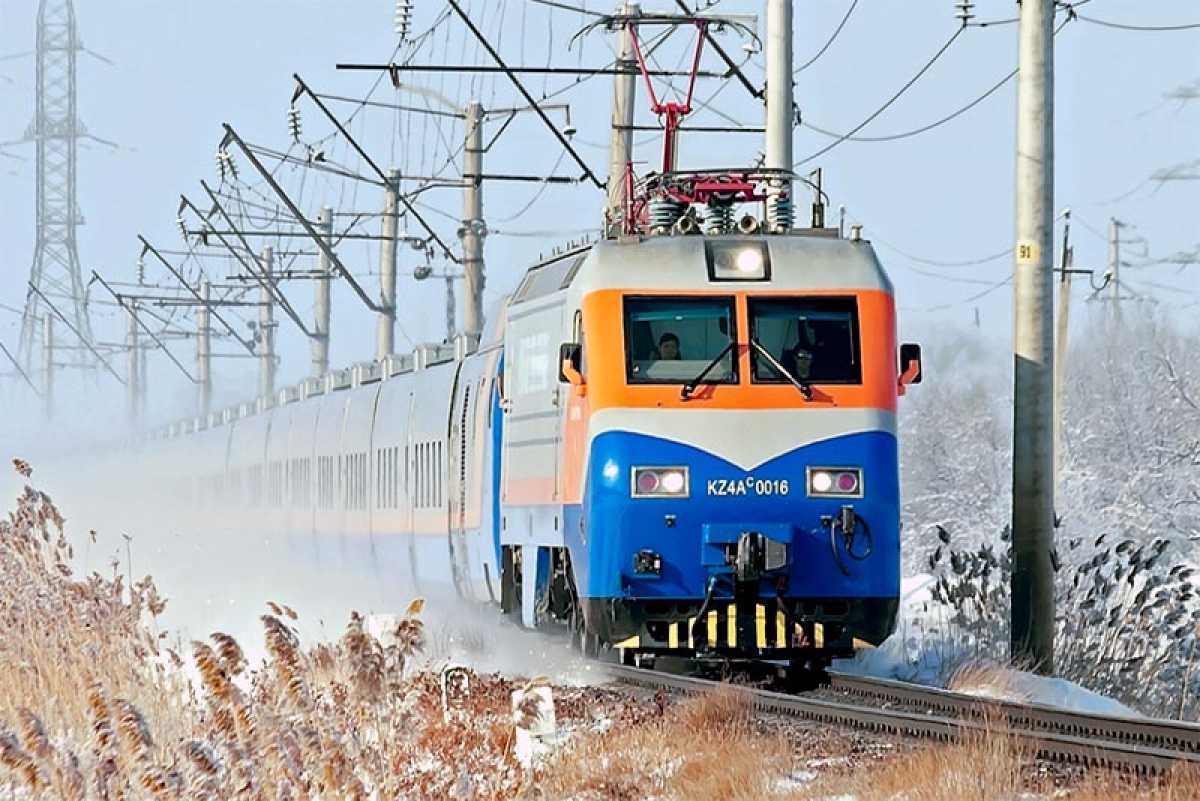 Курсирование поезда Алматы-2-Петропавловск отменили на неделю