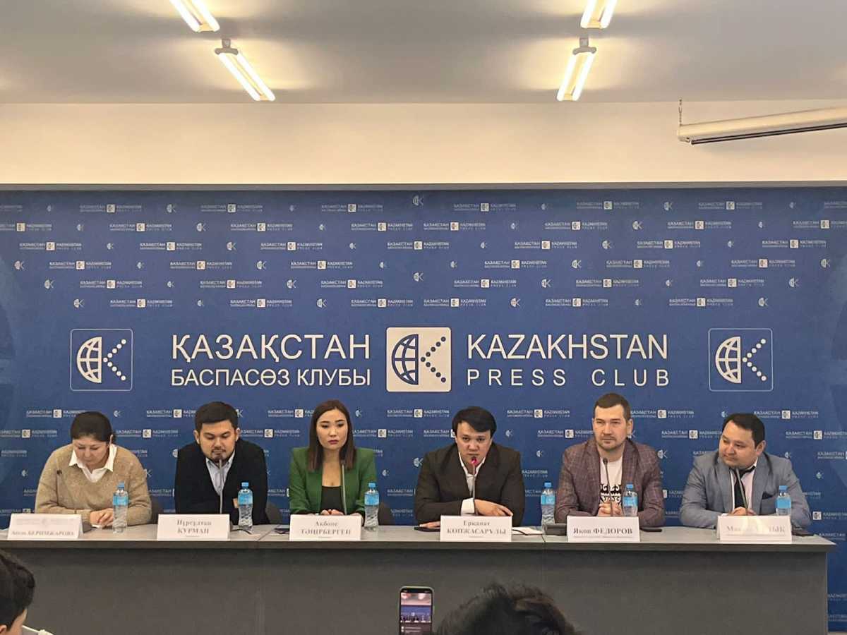 В Казахстане создан блок по поддержке молодых кандидатов «ЖАСТАР ҮНІ».