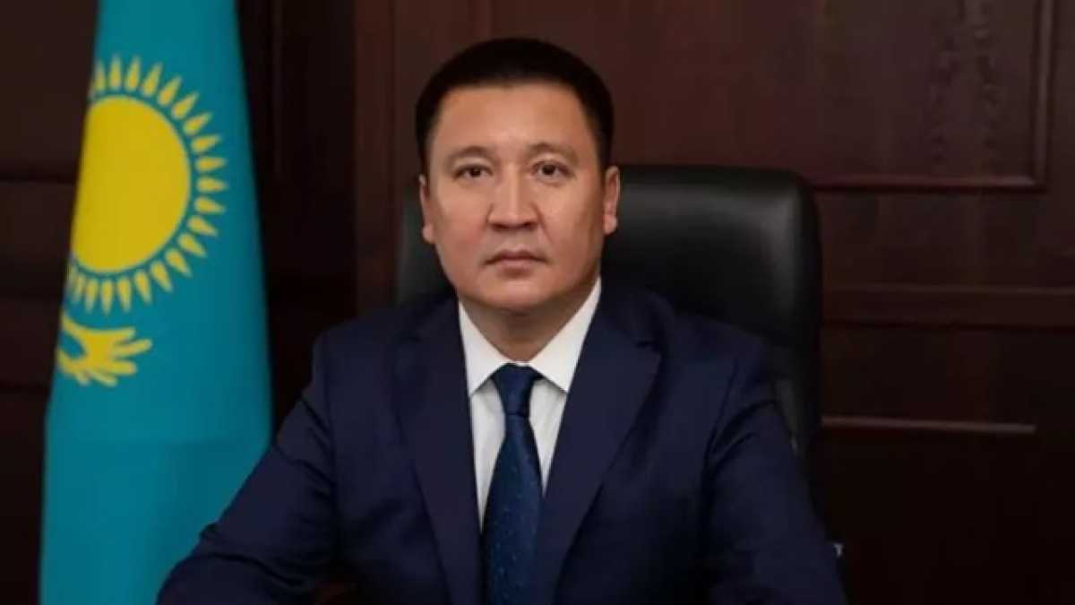 Аким Павлодарской области пообещал «выпить всю кровь подрядчиков»