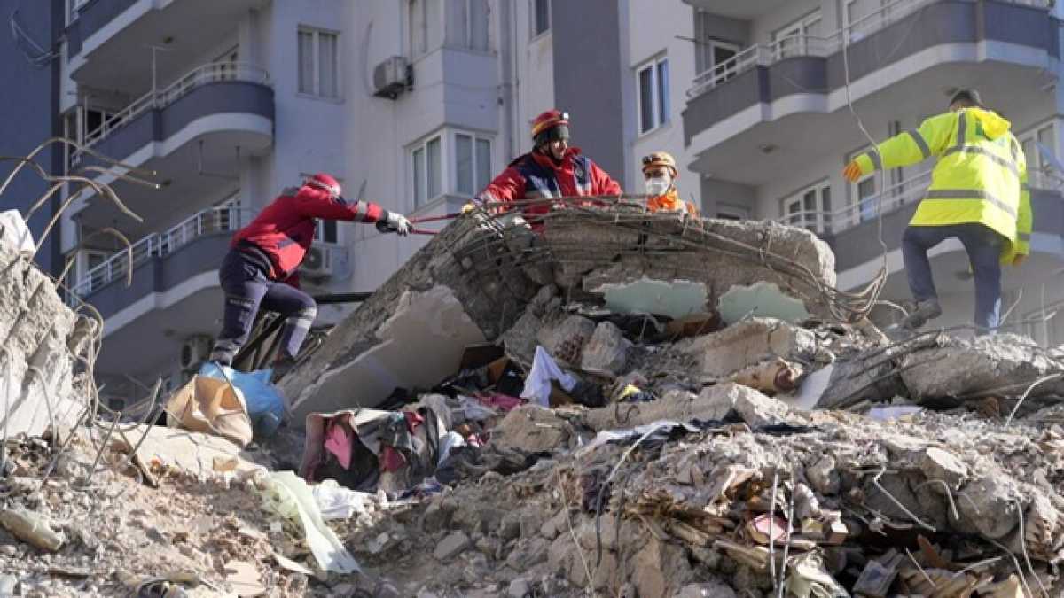 Спасённая из-под завалов в Турции казахстанка вернулась на родину - МИД РК