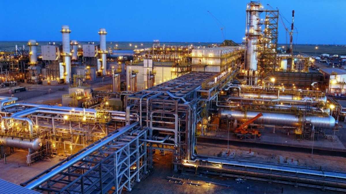 Карачаганак явлется одним из самых крупных нефтегазоконденсатных месторождений в мире