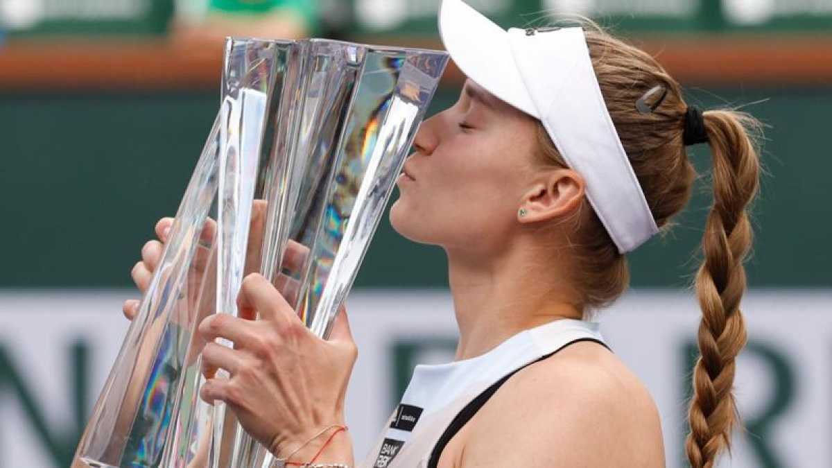 Рыбакина официально стала 7-ой ракеткой планеты среди женщин