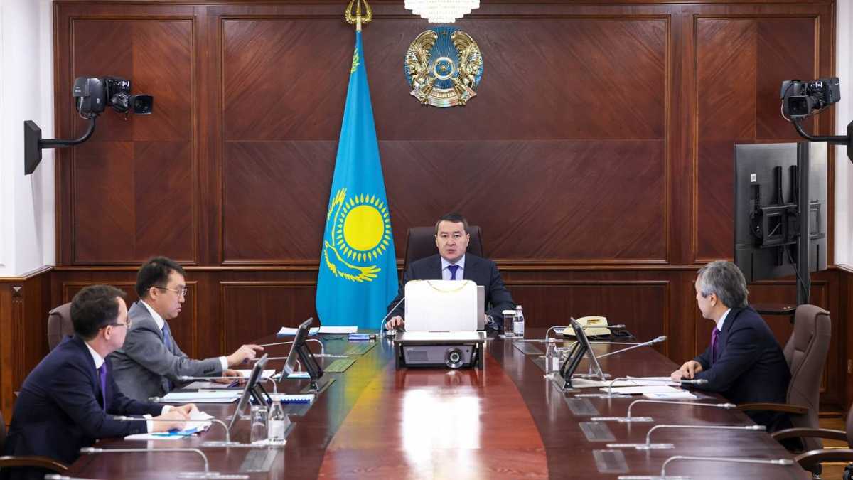 Комплексную программу поддержки среднего бизнеса разработают в Казахстане