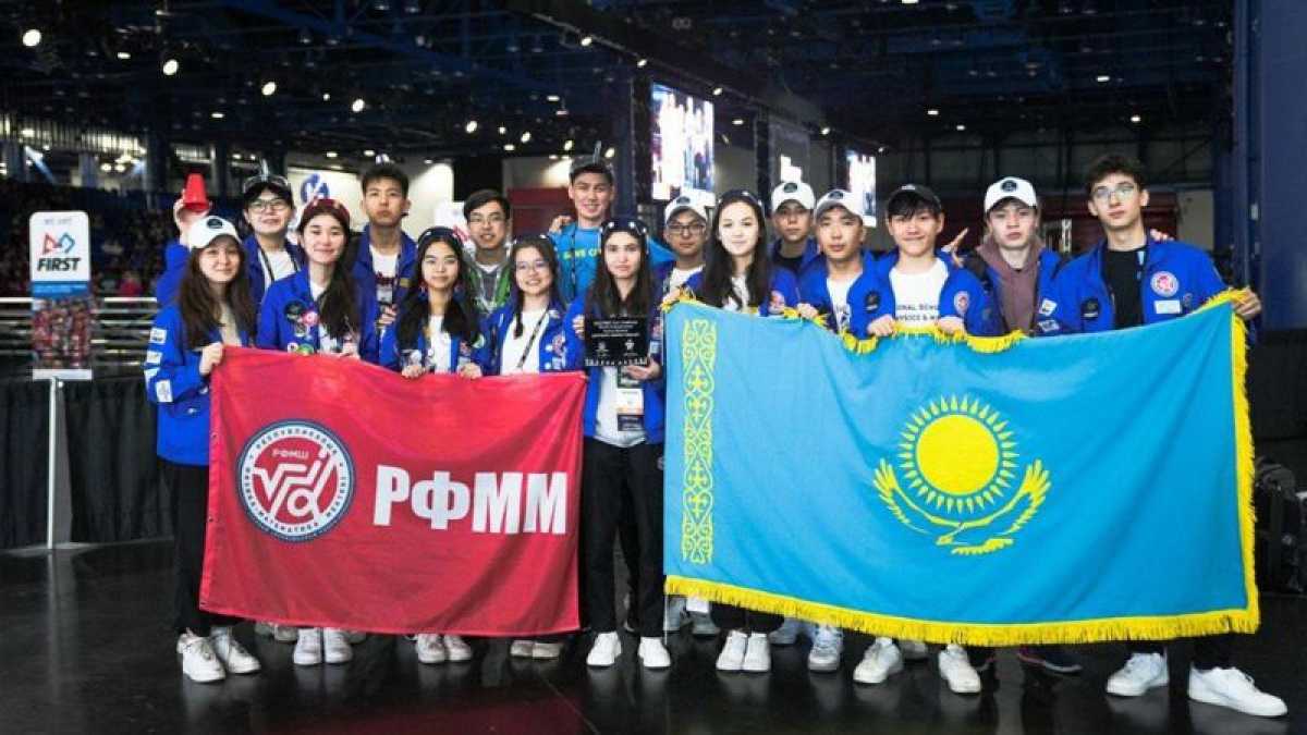 Казахстанские школьники завоевали несколько наград на чемпионате по робототехнике в США