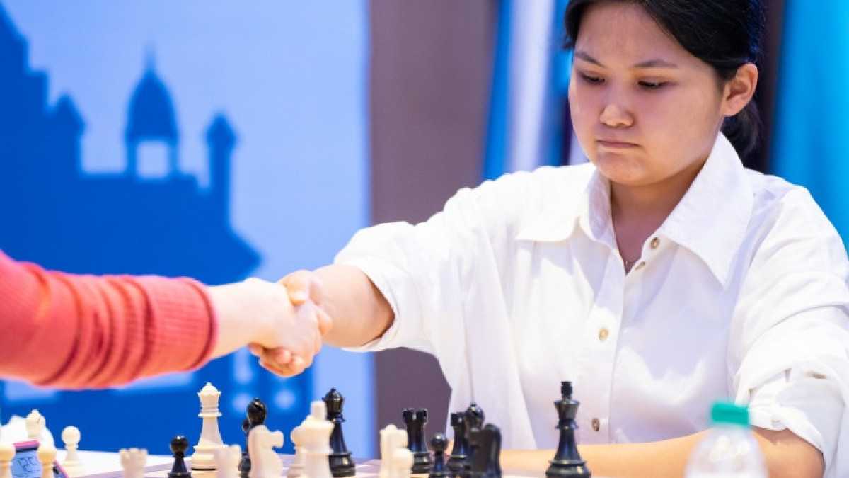 Бибисара Асаубаева одержала победу в Индии