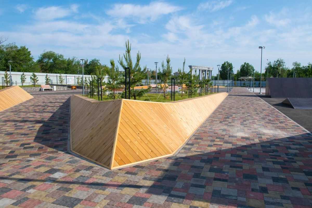 Крупнейшую скейт площадку в Казахстане построили в Конаеве