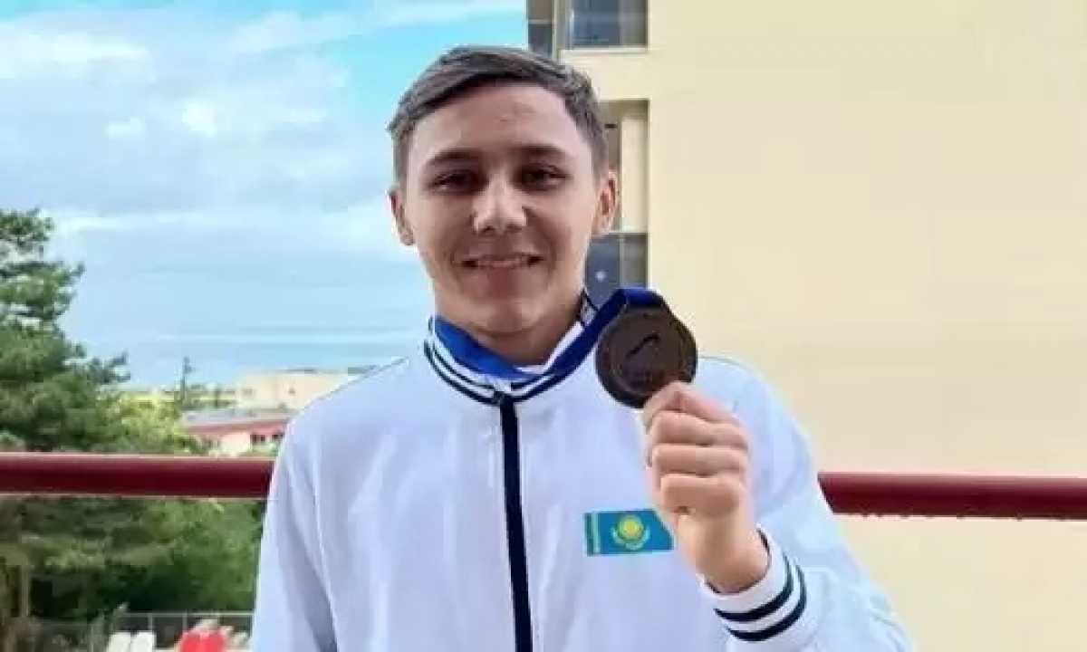Эмиль Ахмеджанов завоевал «бронзу» на этапе КМ по спортивной гимнастике