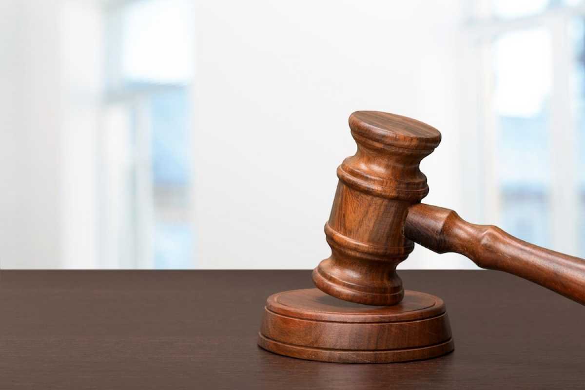 В Туркестане осудили руководителя отдела строительства за взятку