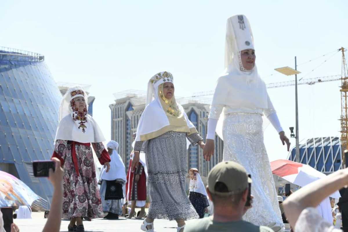 Ярмарка ремесленников проходит в Астанеплощади «Қазақ елі» в Астане
