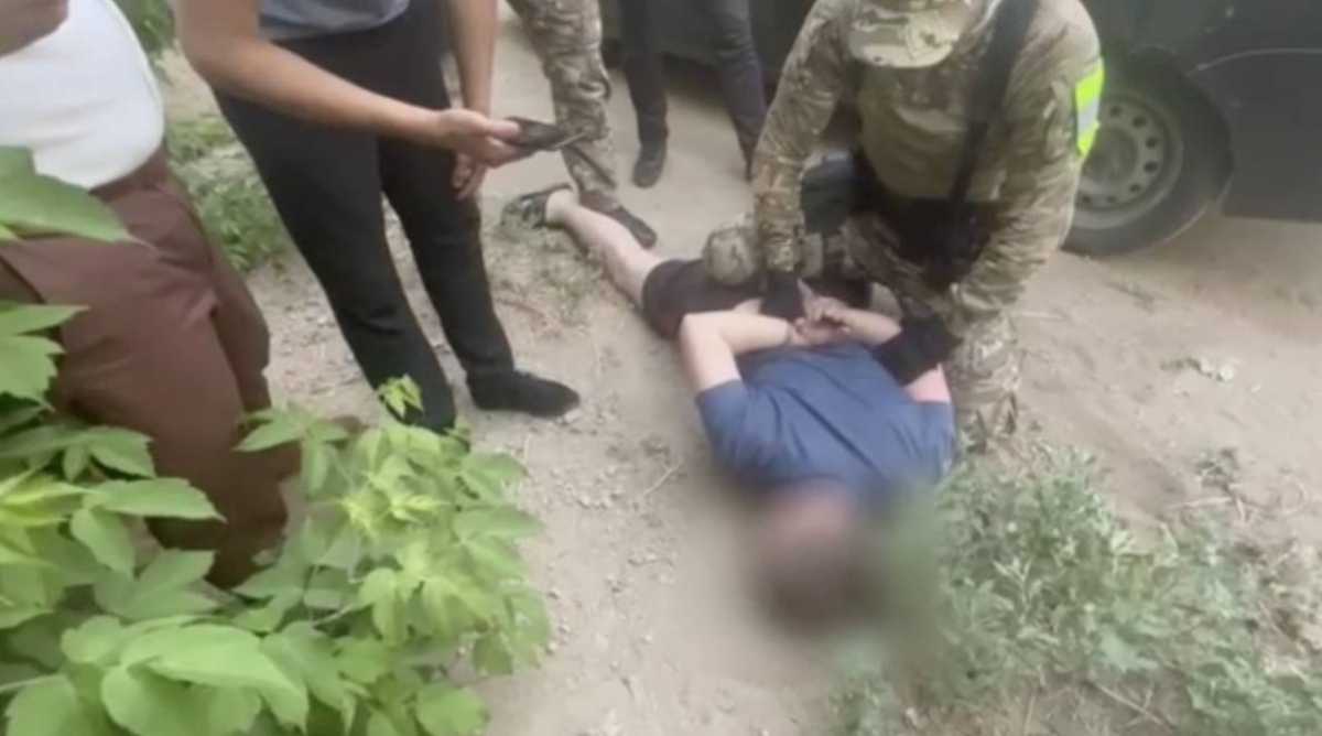 Мошенника-дроппера задержали в Павлодаре