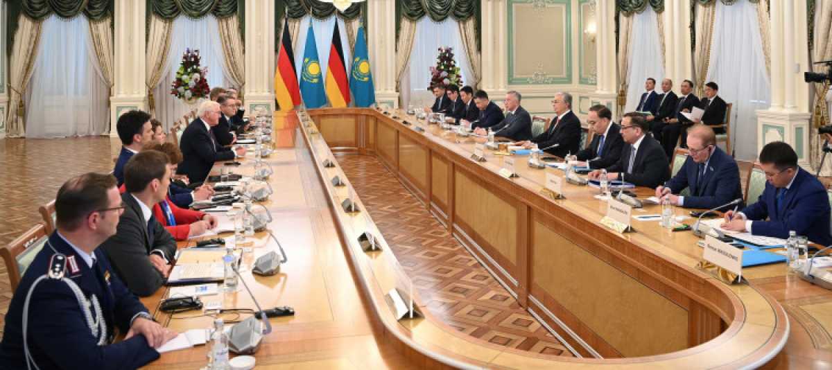 Президенты Казахстана и Германии провели переговоры в расширенном формате - стороны подписали ряд документов