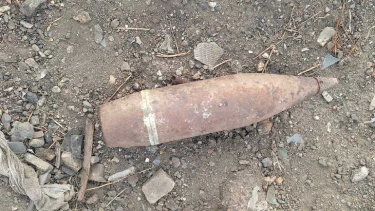 Артиллерийский снаряд нашли на мусорном полигоне в Акмолинской области