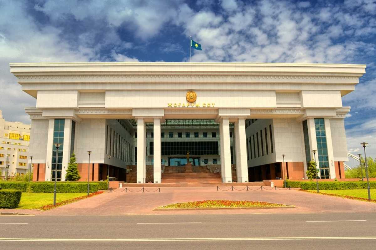 В Сенате избрали новых судей Верховного суда Казахстана