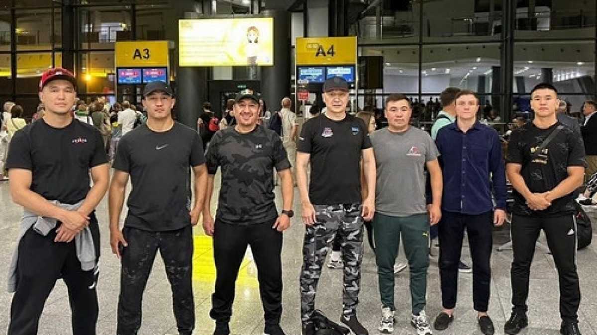 Казахстанские боксёры начали тренировки в Лас-Вегасе