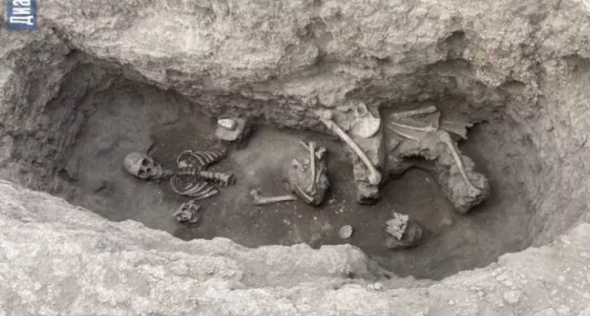 В Актюбинской области нашли захоронения загадочного племени с вытянутыми черепами