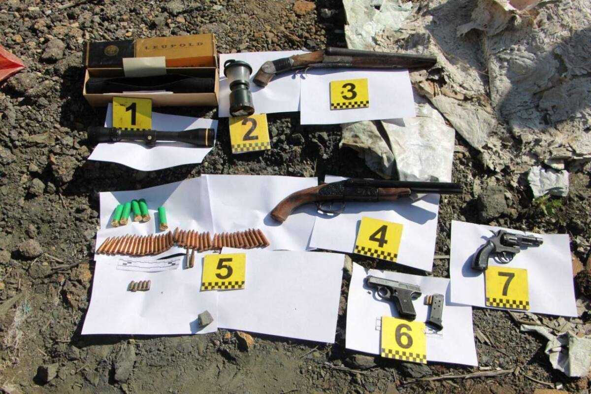 Схрон с оружием и боеприпасами обнаружили на свалке в Жетысуской области