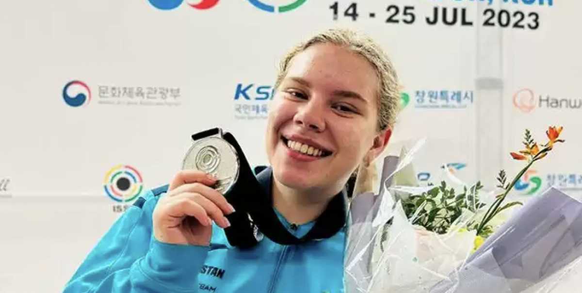 Казахстанка завоевала «серебро» юниорского ЧМ по пулевой стрельбе
