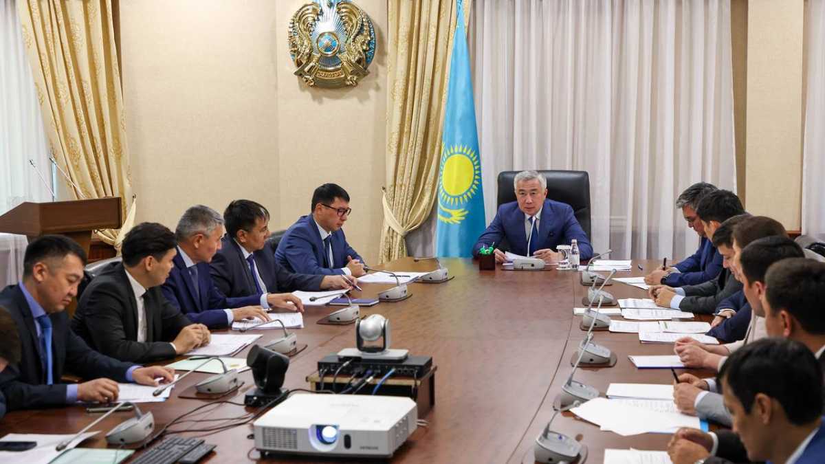 Пострадавшим от засухи казахстанским фермерам могут продлить срок уплаты кредитов