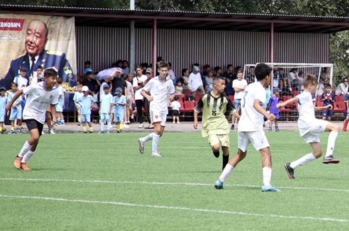 В Алматы завершился международный турнир по футболу среди детских и юношеских команд