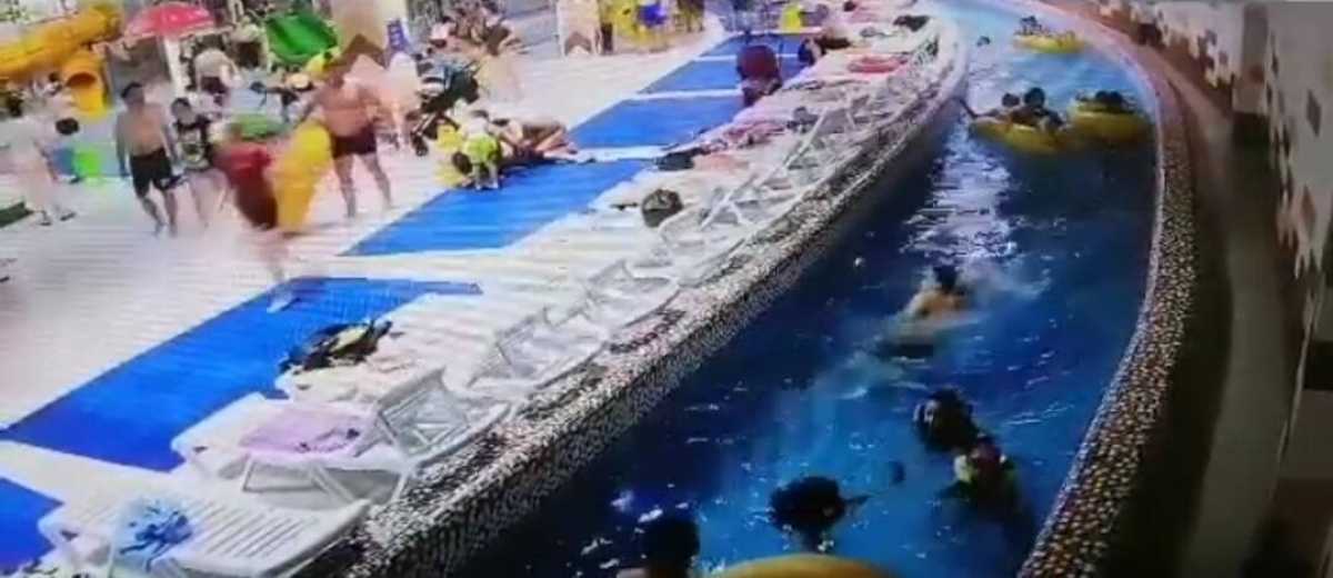 В Астане женщина, спасшая жизнь едва неутонувшему ребёнку, оказалась полицейским