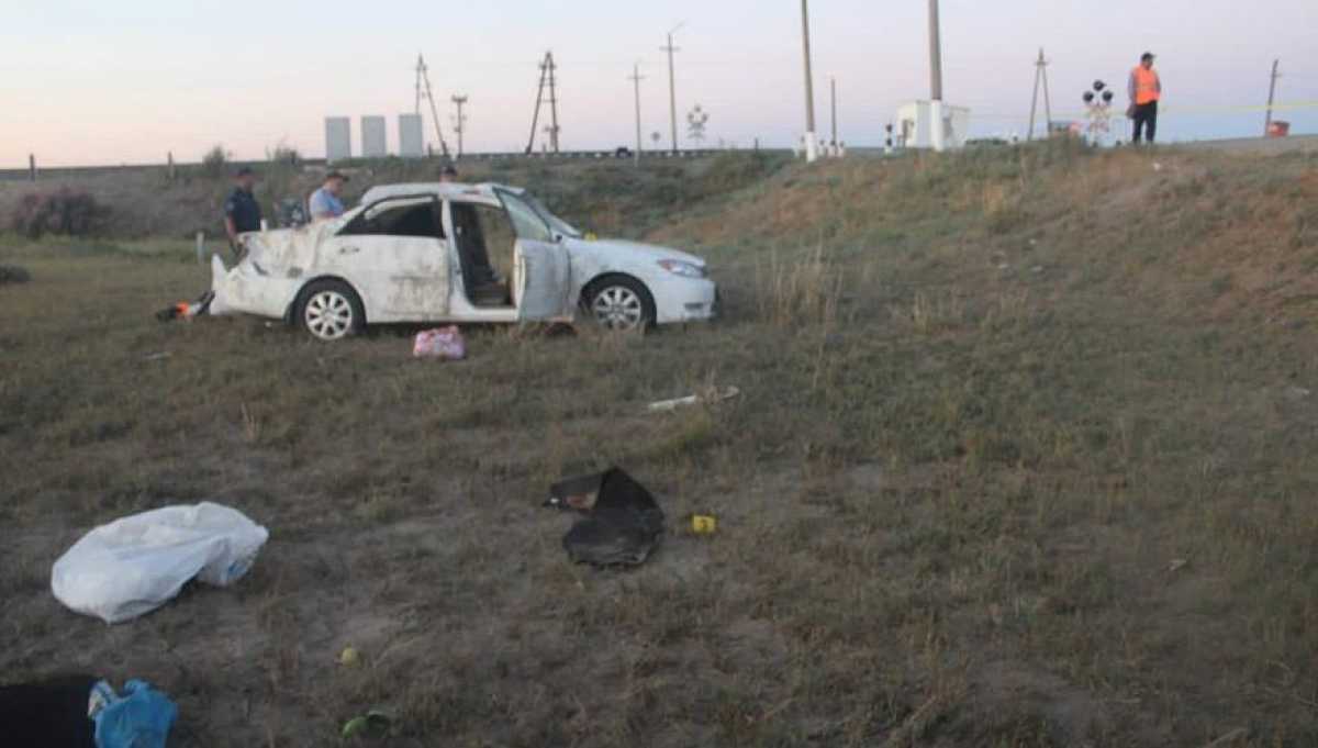 Два человека погибли в жуткой аварии на трассе в Кызылординской области