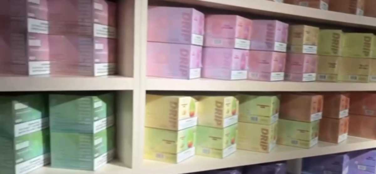 Канал нелегальной оптовой продажи электронных сигарет ликвидировали в Алматы
