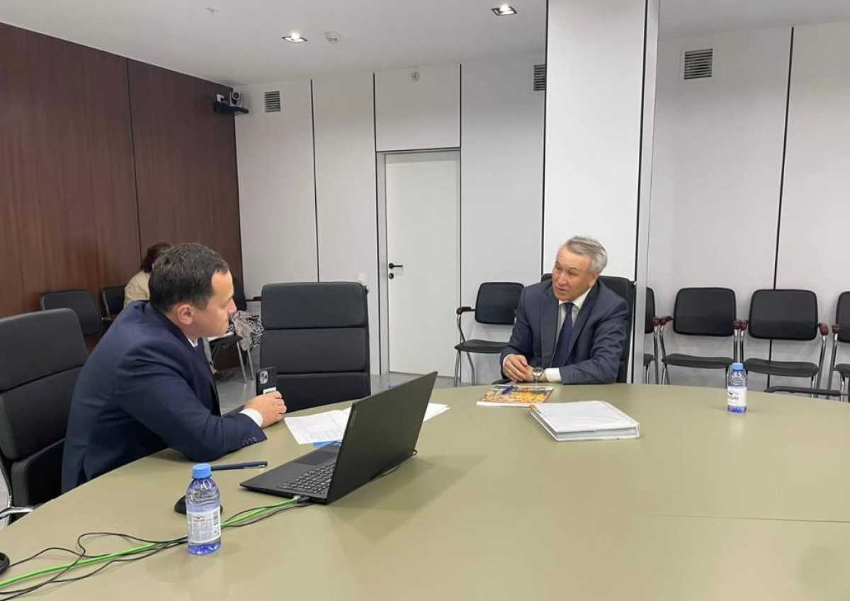 Ильяс Оспанов провел прием граждан по личным вопросам